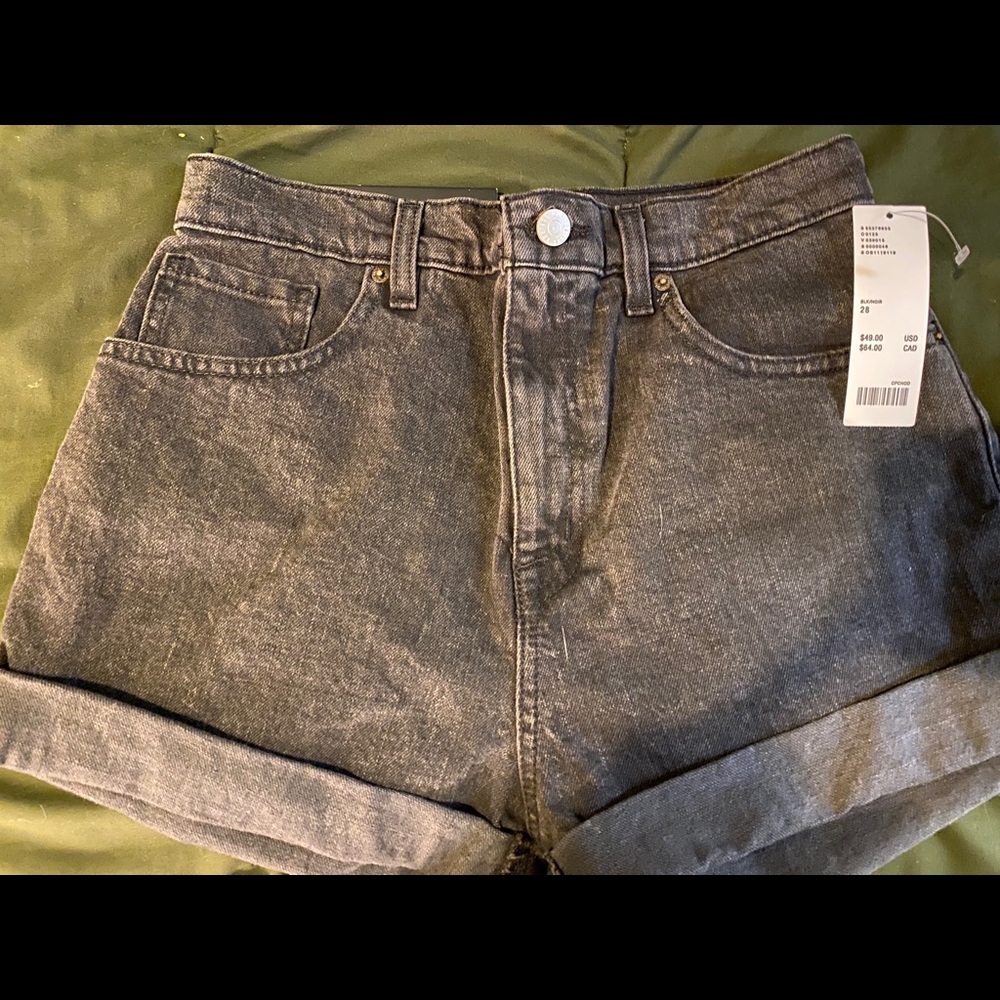 Mom high rise urban outfitters jean shorts!